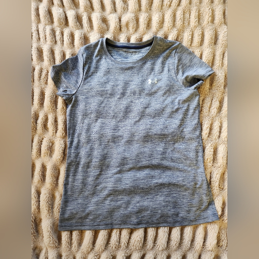 Under Armour Womens short sleeve loose size large gray shirt